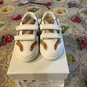 Burberry Kids White and Beige Sneakers